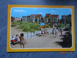 INGANG VAN HET STRAND EN KAPELLESTRAAT - Bredene