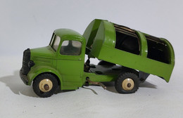 I109320 Dinky Toys 1/43 Green - Bedford - Meccano LTD - Made In England - Dinky