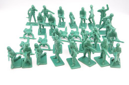 Hing Fat , WW2 US American Army Full Set Of 30 , Made In China, Vintage, Lot - Figurini & Soldatini