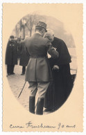 Photographie Ancienne Photo Portrait Décoration En 1939 Du Curé Frucheau Ou Fruchaud Combattant Volontaire 1870 - Personnes Identifiées