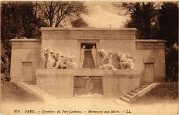 CPA PARIS 20e Cimetiere Du Pere-Lachaise - Monument Aux Morts (254614) - Statues