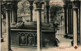 CPA PARIS 20e Le Monument D'Heloise Et D'Abelard (254667) - Statues