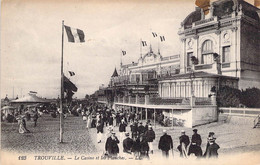 CPA France - Calvados - Trouville - Le Casino Et Les Planches - L. L. - Drapeaux - Animée - Chapeau - Foule - Trouville