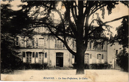 CPA ROANNE La-sous-Préfecture-Le Cedre (338752) - Roanne