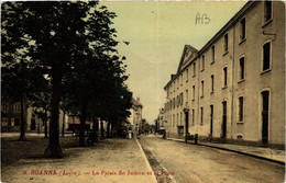 CPA ROANNE Le Palais De Justice Et La Place (338761) - Roanne