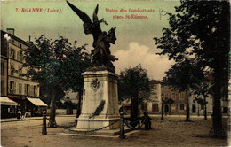 CPA ROANNE Statue Des Combattants-Place St-ÉTIENNE (338827) - Roanne