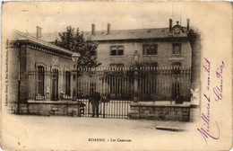 CPA ROANNE Les Casernes (338998) - Roanne