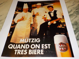 ANCIENNE PUBLICITE  RESTAURATEUR  QUAND ON TRES  BIERE MUTZIG 1985 - Alcools