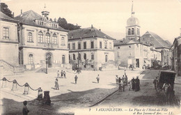 CPA France - Meuse - Vaucouleurs - La Place De L'Hôtel De Ville Et Rue Jeanne D'Arc - L.L. - Oblitérée 7 Septembre 1904 - Sonstige & Ohne Zuordnung