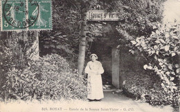 CPA France - Puy De Dôme - Royat - Entrée De La Source Saint Victor - G. D'O. - Oblitérée - Animée - Royat