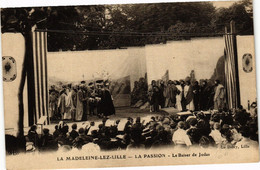 CPA La MADELEINE-lez-LILLE - La Passion - Le Baiser De Judas (193617) - La Madeleine