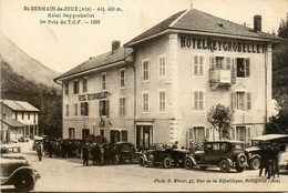 St Germain De Joux * Place Et Hôtel REYGROBELLET * Automobile Voiture Ancienne - Unclassified