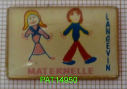 PAT14950 ECOLE MATERNELLE LANGEVIN  Ecoliers Dessins D' Enfants EDUCATION NATIONALE - Administrations