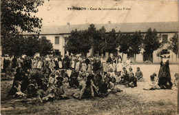 CPA PEN-BRON - Cour De Recreation Des Filles (654040) - La Turballe