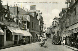 Le Pouliguen * La Rue Du Centre , Vers Les Halles * Automobile Voiture Ancienne* Poissonnerie * Restaurant - Le Pouliguen