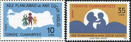 173145 MNH TURQUIA 1983 PLANIFICACION FAMILIAR E HIGIENE DE LA MADRE Y DEL NIÑO - Collections, Lots & Séries