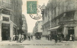 HAUTS DE SEINE   LEVALLOIS PERRET  Rue De Courcelles - Levallois Perret