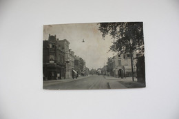 Delcampe - Oude God  Mortsel     FOTOKAART Van De Antwerpsche Steenweg   POMPE ESSENCE BP - Mortsel