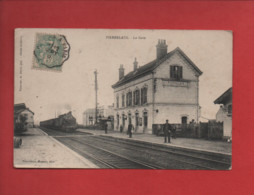 CPA  -  Pierrelaye - La Gare  -( Train , Locomotive ) - Pierrelaye