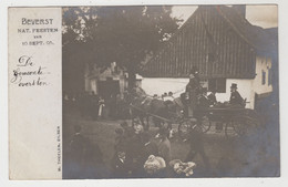 Beverst Bilzen    FOTOKAART  Nationale Feesten Van 10 September 1905 (De Gemeenteoversten) - Bilzen