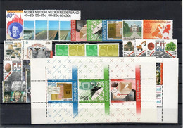 Olanda 1981 -- Annata Completa -- ** MNH  / VF - Años Completos