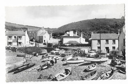 Real Photo Postcard, Wales, Pembrokeshire, Little Haven, Boats, Cars, People, Castle Hotel. - Pembrokeshire