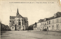 CPA Le Louroux-Beconnais Place De La Mairie (171509) - Le Louroux Beconnais