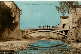 Berrias * Vue Sur Le Nouveau Pont * Cachet Militaire Au Dos - Autres & Non Classés