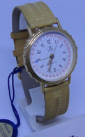 LaZooRo: Retro Vintage Unisex K2 WATCH 3273 NOS Quartz Watch - Horloge: Modern