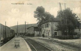 Villereversure * La Gare Du Village * Wagons * Ligne Chemin De Fer - Unclassified