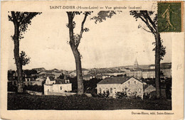 CPA St-DIDIER - Vue Générale - Sud-Est (690422) - Saint Didier En Velay