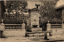 CPA PARIS 6e Fontaine Du Marché St-GERMAIN (535425) - Statues