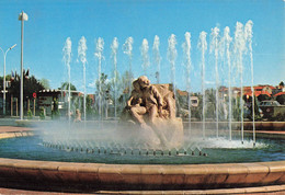 ALES - LE JET D EAU ET LA STATUE D ESTELLE ET NEMORIN PLACE GABRIEL PERI - Alès