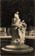 CPA PARIS 17e Statue D'Alexandre Dumas. Place Malesherbes (539305) - Statues