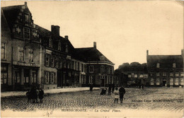 CPA HONDSCHOOTE - La Grand'Place (512786) - Hondshoote