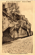 CPA PONT-St-ESPRIT Bords Du Rhone Et Escaliers De La Place St-PIERRE (458525) - Pont-Saint-Esprit