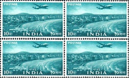 India 1955 5 Five Year Plan, 10a Ten Annas Marine Drive Seashore, BOMBAY, AIRMAIL Block Of 4 MNH As Per Scan - Unused Stamps