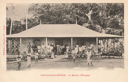 CPA NOUVELLE CALEDONIE - La Mission D'hienghen - Tres Animé - Bergeret - New Caledonia