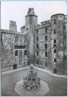 ROYAUME-UNI / U.K. SCOTLAND - Linlithgow Palace. The Close. - West Lothian