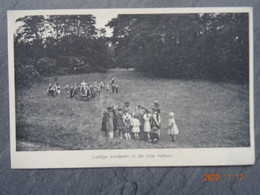 TEHUIS  "  RULOT "   TE KIEWIT  KINDEREN IN DE VRIJE NATUUR - Hasselt