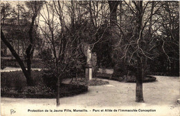 CPA Protection De Jeune Fille MARSEILLE Parc Et Allée De L'Immaculée (403446) - Parks, Gärten