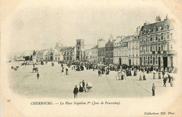 Cherbourg * La Place Napoléon 1er * Jour De Procession * Fête Religieuse - Cherbourg