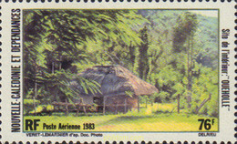 584280 MNH NUEVA CALEDONIA 1983 POBLADO INDIGENA - Oblitérés