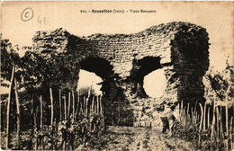 CPA ROUSSILLON - Vieux Remparts (489860) - Roussillon