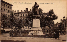 CPA LYON Place De La Croix Rousse-Statue De Jacquard (442650) - Lyon 4