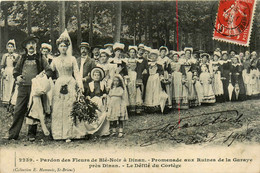 Dinan * Le Pardon Des Fleurs De Blé Noir * Promenade Aux Ruines De La Garaye * Le Défilé Du Cortège * Fête Coiffe - Dinan