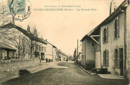 Roche Les Beaupré * La Grande Rue Du Village - Autres & Non Classés