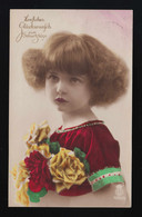 Foto AK Mädchen Im Roten Kleid + Rote Gelbe Rosen Geburtstag Gel. 1.10.1925 - Autres & Non Classés