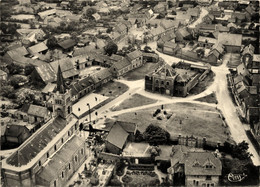 Bernot Vue Aérienne * La Grand Place Et La Mairie - Autres & Non Classés