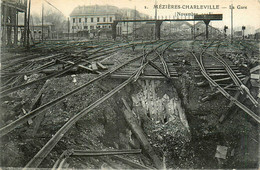 Charleville * Mézières * Vue Sur La Gare Bombardée * Novembre 1918 * Ww1 - Charleville